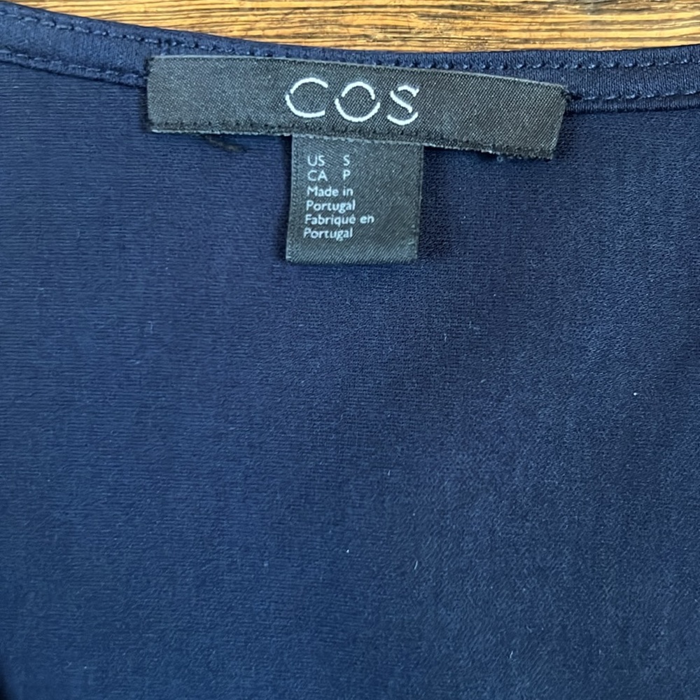 COS Top Size Small - Picture 3 of 5